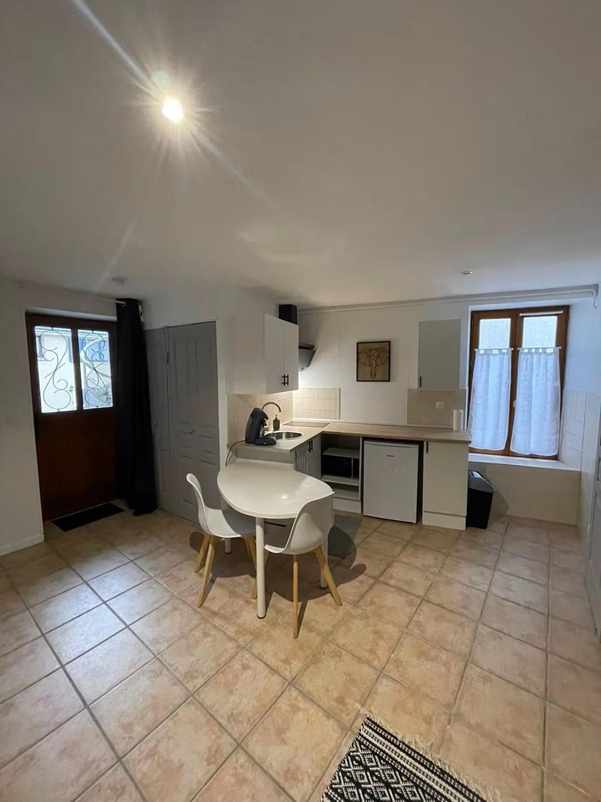 Studio Cosy La Theols A Issoudun Exterior foto
